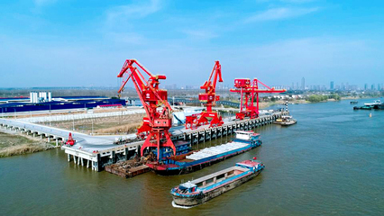 我国建成首个大盾构基地配套码头 赋能超级工程，引领基建管理新范式