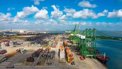 港口建设与临港产业发展调研报告 码头建设与管理的关键要素